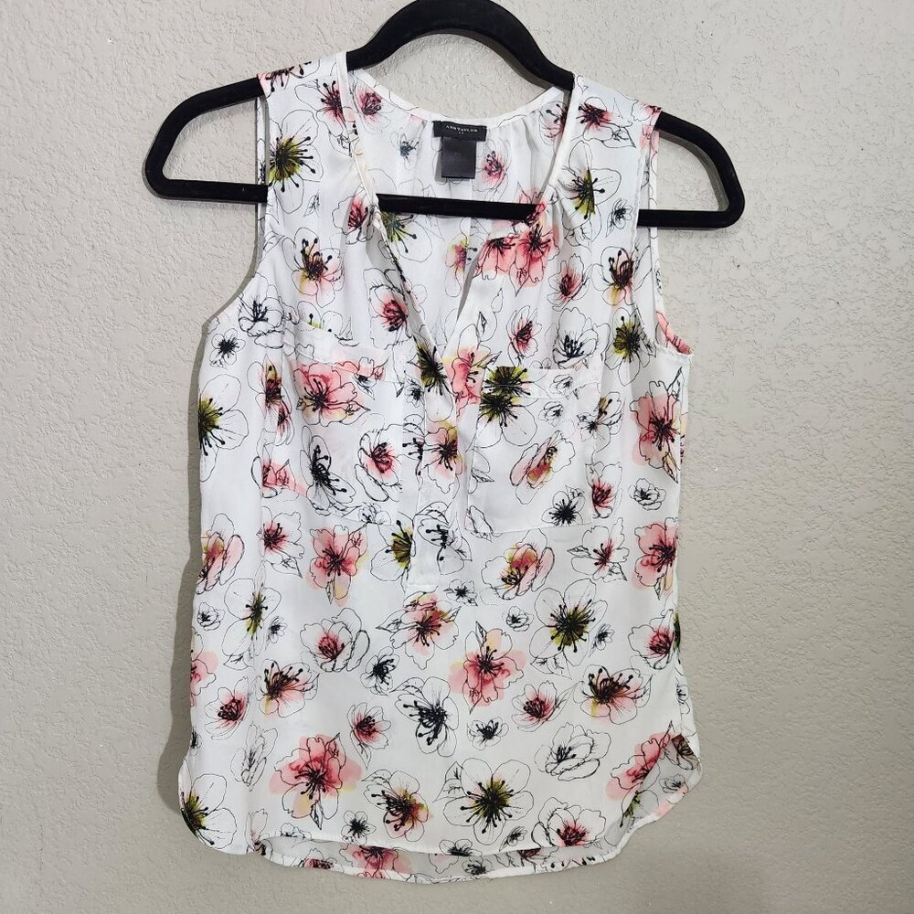 Ann Taylor Blouse Womens Size XS Sleeveless Floral Print Blouse White Pink Fairy